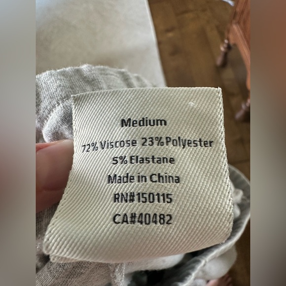 Varley The Relaxed Pant 27.5" sz M in Gray - Picture 11 of 11